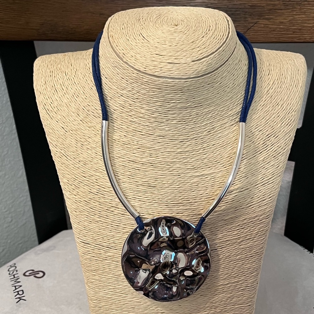 ST. THOMAS PRE-LOVED SILVER-PLATED HAMMERED & BLUE CORD DESIGN NECKLACE